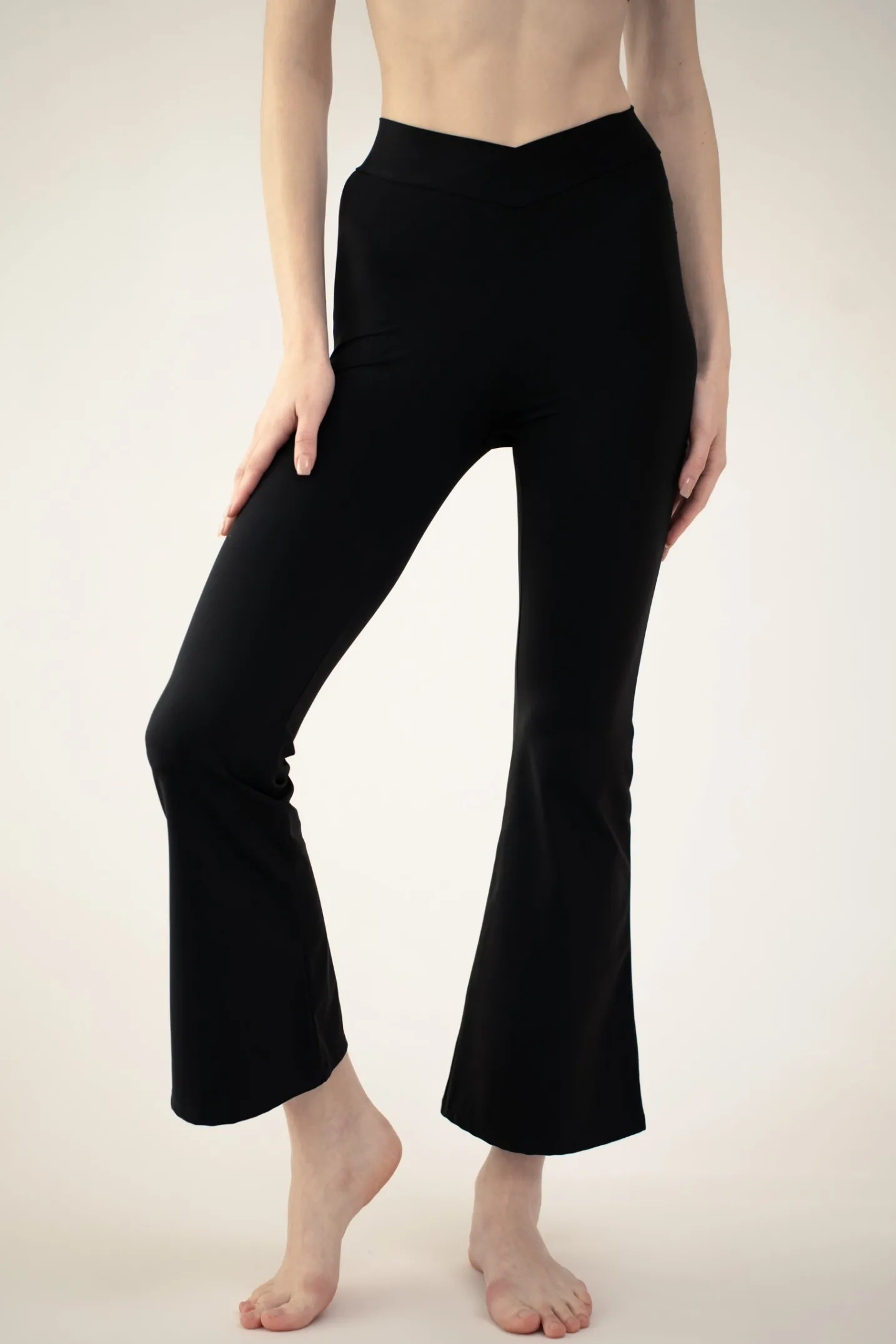 BODY Flare Pants - Black