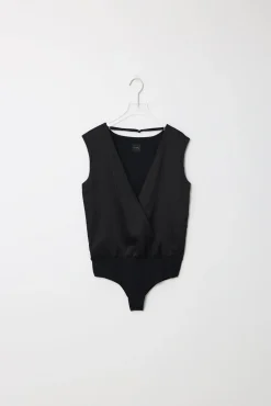 FARA Body - Black