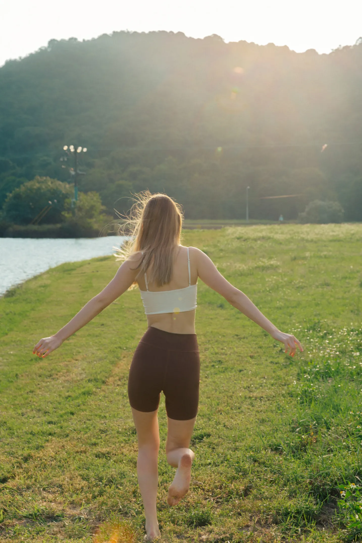 FRAME Biker Shorts - Mocha